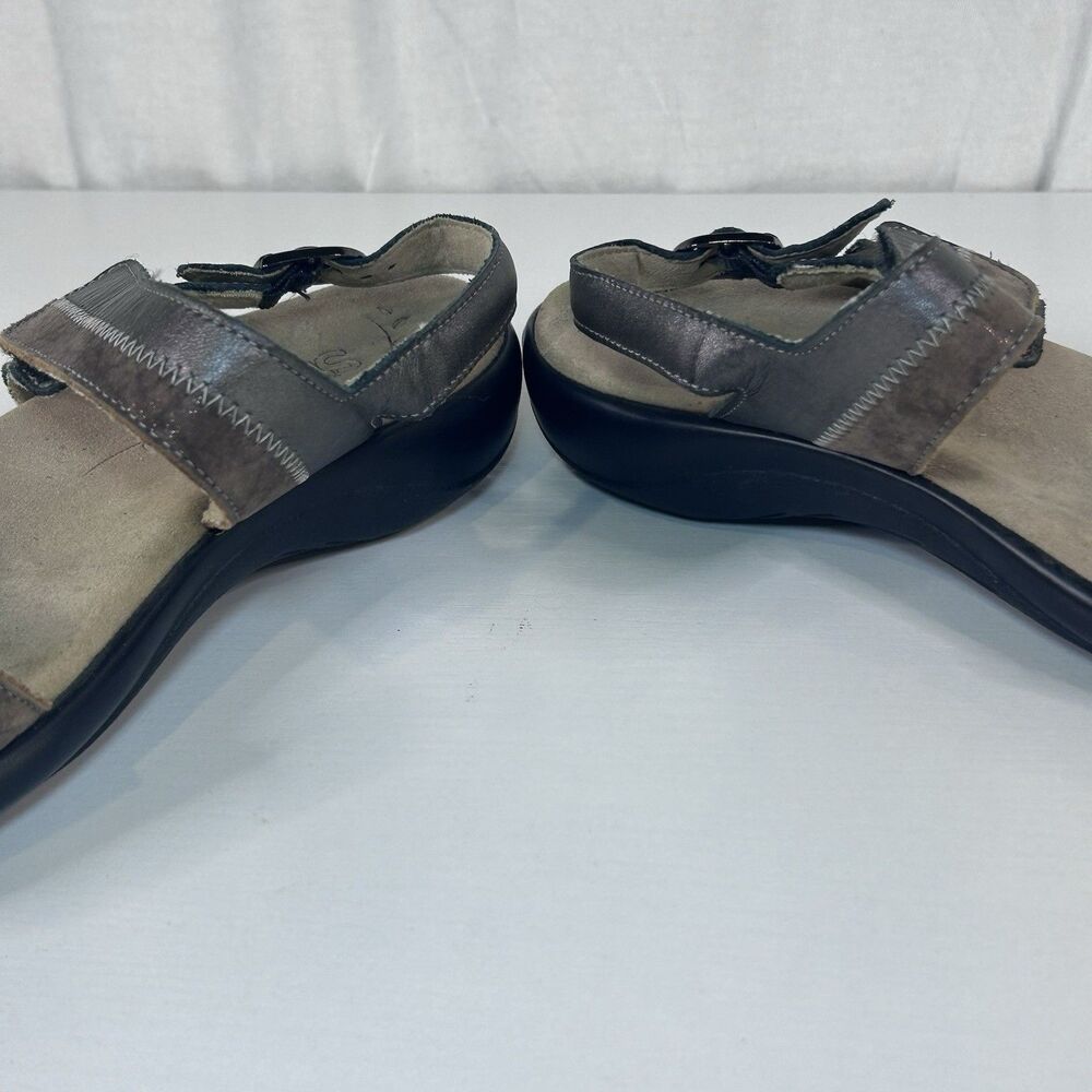 SAS Women’s 9 Brown Leather Slingback Sandals Cushion Comfy Shoes - Picture 3 of 9